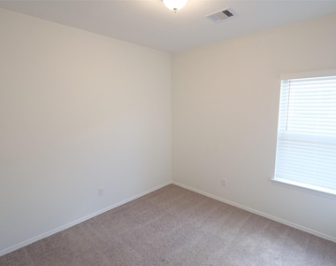 5719 Tabula Rasa Drive - Photo Thumbnail 17