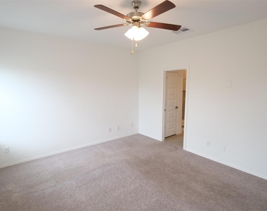 5719 Tabula Rasa Drive - Photo Thumbnail 12