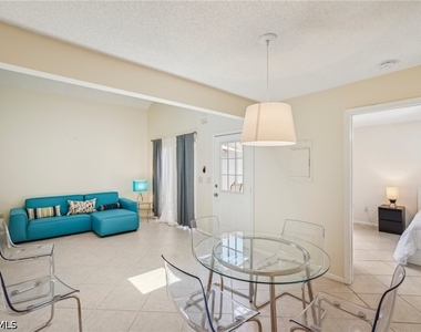 13345 Broadhurst Loop - Photo Thumbnail 5