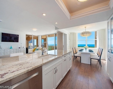 6585 Nicholas Boulevard - Photo Thumbnail 2