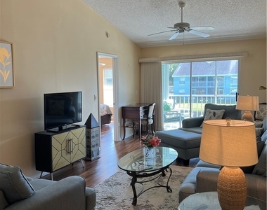 185 Grand Oaks Way - Photo Thumbnail 9