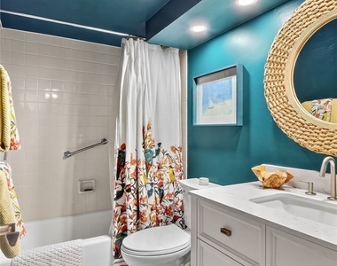 2400 Gulf Shore Boulevard N - Photo Thumbnail 22