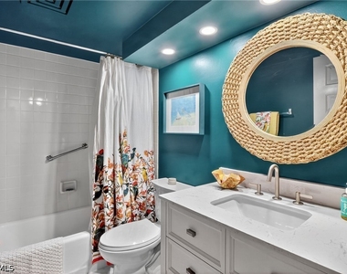 2400 Gulf Shore Boulevard N - Photo Thumbnail 21