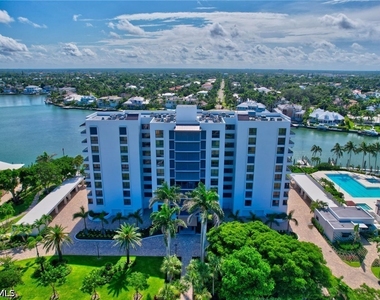 2400 Gulf Shore Boulevard N - Photo Thumbnail 1