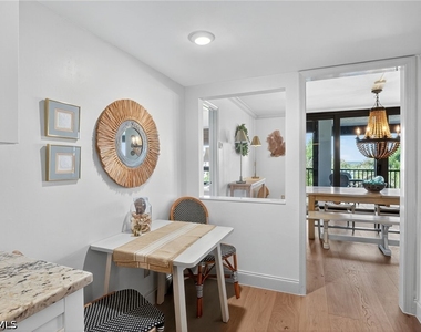 2400 Gulf Shore Boulevard N - Photo Thumbnail 12