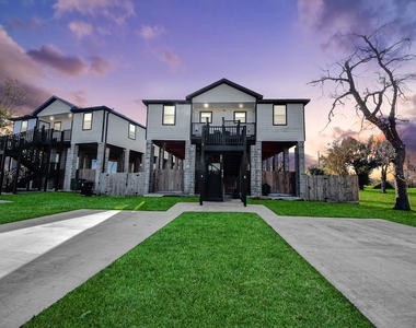 618 Maple Way - Photo Thumbnail 1