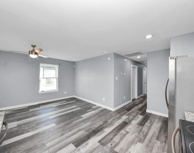 618 Maple Way - Photo Thumbnail 22