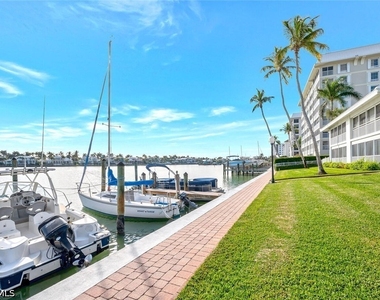 2800 Gulf Shore Boulevard N - Photo Thumbnail 36