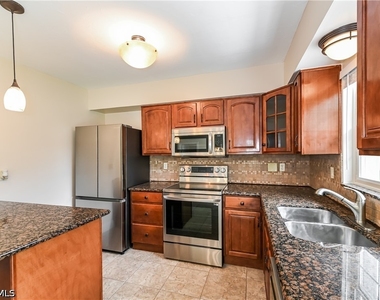 302 Se 3rd Street - Photo Thumbnail 6