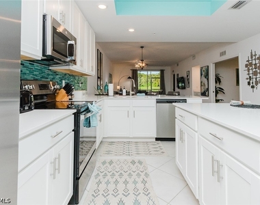 6039 Ellerston Way - Photo Thumbnail 10