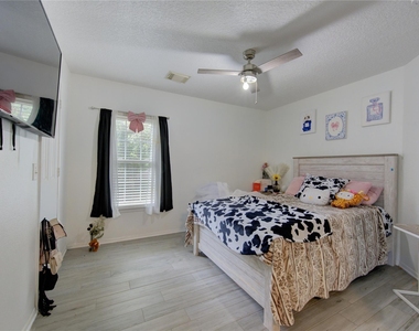 19434 Kacey Lane Court - Photo Thumbnail 40