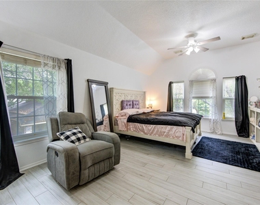 19434 Kacey Lane Court - Photo Thumbnail 36
