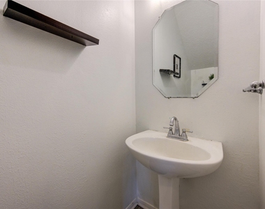 19434 Kacey Lane Court - Photo Thumbnail 17