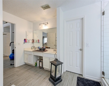 19434 Kacey Lane Court - Photo Thumbnail 32