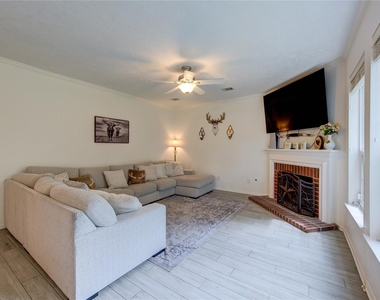 19434 Kacey Lane Court - Photo Thumbnail 23