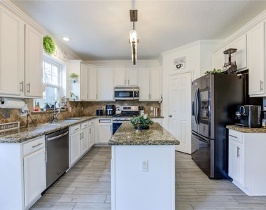 19434 Kacey Lane Court - Photo Thumbnail 13