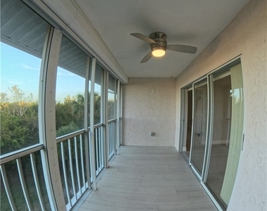 3051 Sandpiper Bay Circle - Photo Thumbnail 8