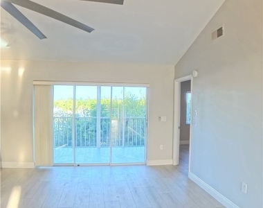 3051 Sandpiper Bay Circle - Photo Thumbnail 21