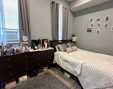 128 Locust - Photo Thumbnail 6