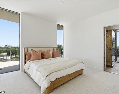 5100 Seagrass Boulevard - Photo Thumbnail 16
