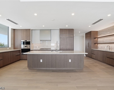 5100 Seagrass Boulevard - Photo Thumbnail 1