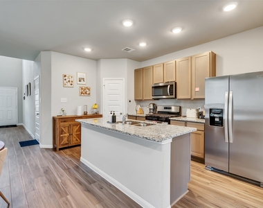 2416 Bluefish Court - Photo Thumbnail 39