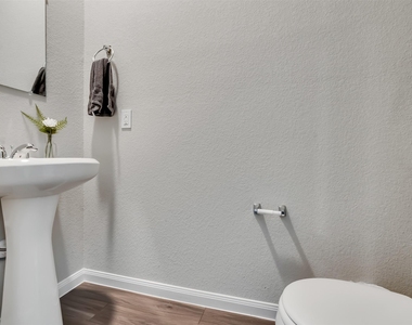 2416 Bluefish Court - Photo Thumbnail 25