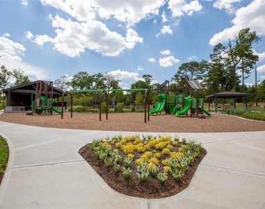 2416 Bluefish Court - Photo Thumbnail 43