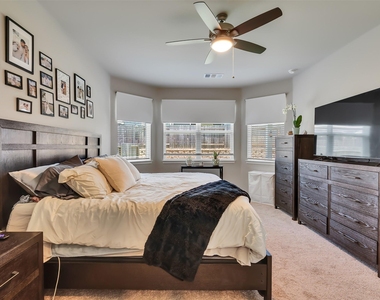 2416 Bluefish Court - Photo Thumbnail 22