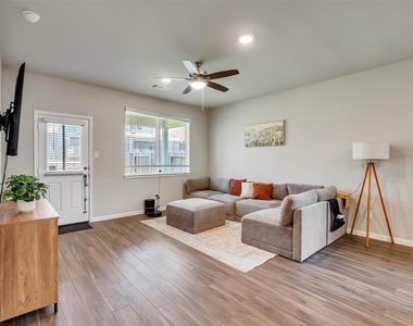2416 Bluefish Court - Photo Thumbnail 29
