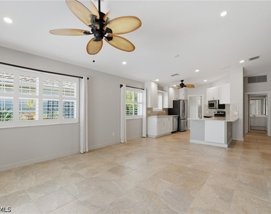 28207 Islet Trail - Photo Thumbnail 4