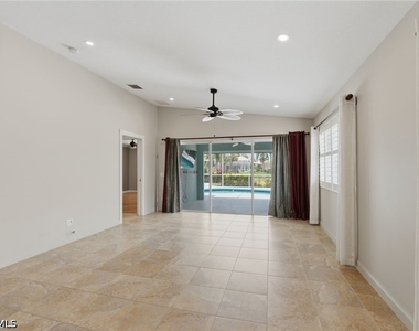 28207 Islet Trail - Photo Thumbnail 12