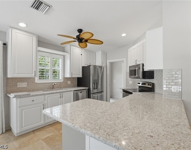28207 Islet Trail - Photo Thumbnail 9