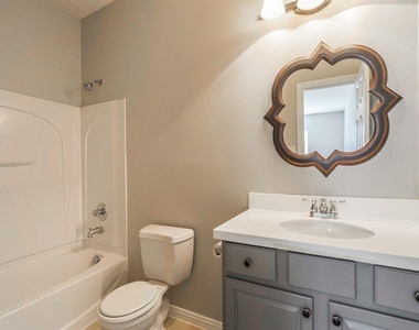 5511 Wild Milberry Drive - Photo Thumbnail 20
