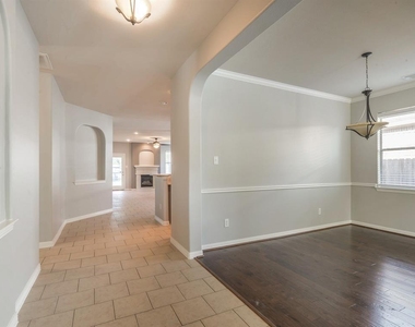 5511 Wild Milberry Drive - Photo Thumbnail 5