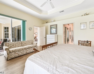2259 Island Cove Circle - Photo Thumbnail 16