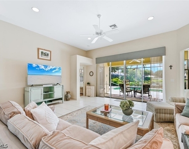 2259 Island Cove Circle - Photo Thumbnail 4