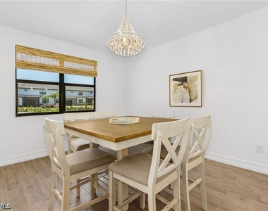 7596 Morgan Way - Photo Thumbnail 8