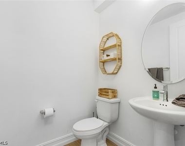 7596 Morgan Way - Photo Thumbnail 22