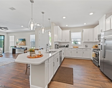 15197 Sacile Street - Photo Thumbnail 3
