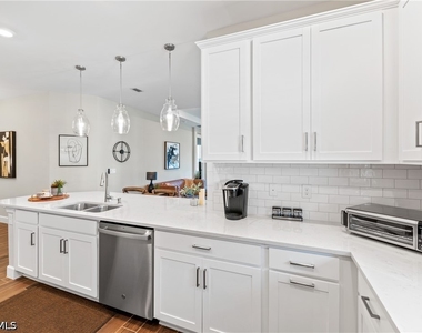 15197 Sacile Street - Photo Thumbnail 11