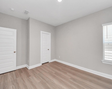 5300 Berkeley Knoll Circle - Photo Thumbnail 31