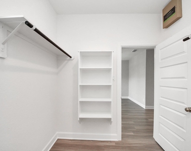 5300 Berkeley Knoll Circle - Photo Thumbnail 37