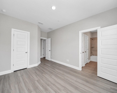5300 Berkeley Knoll Circle - Photo Thumbnail 26