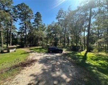 17901 Pine Street - Photo Thumbnail 7