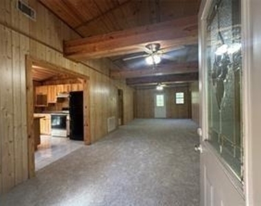 17901 Pine Street - Photo Thumbnail 8