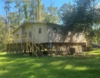 17901 Pine Street - Photo Thumbnail 2