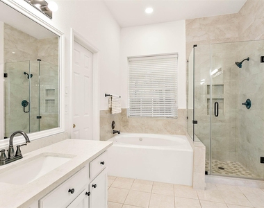 8 Greentwig Place - Photo Thumbnail 20