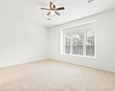 8 Greentwig Place - Photo Thumbnail 19