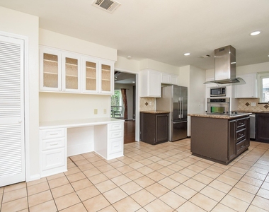 14206 Ella Lee Lane - Photo Thumbnail 10